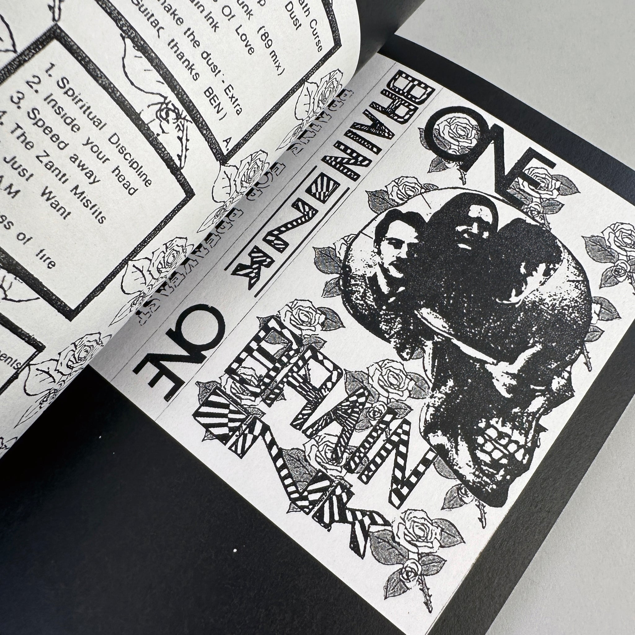 Post Punk Paperbacks New Wave / Post-Punk Graphics (1980-2000) – Draw Down
