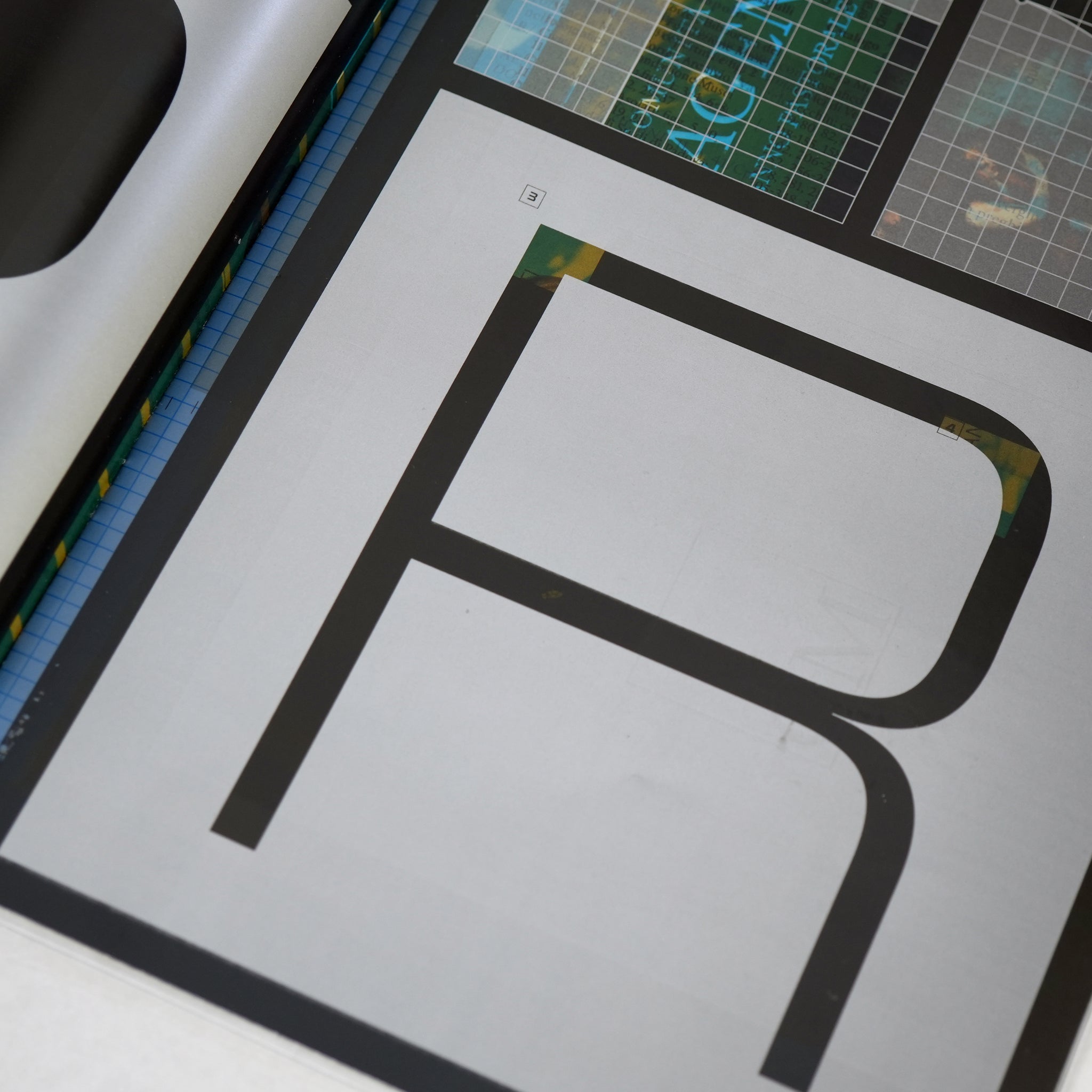 Signs Type Specimen