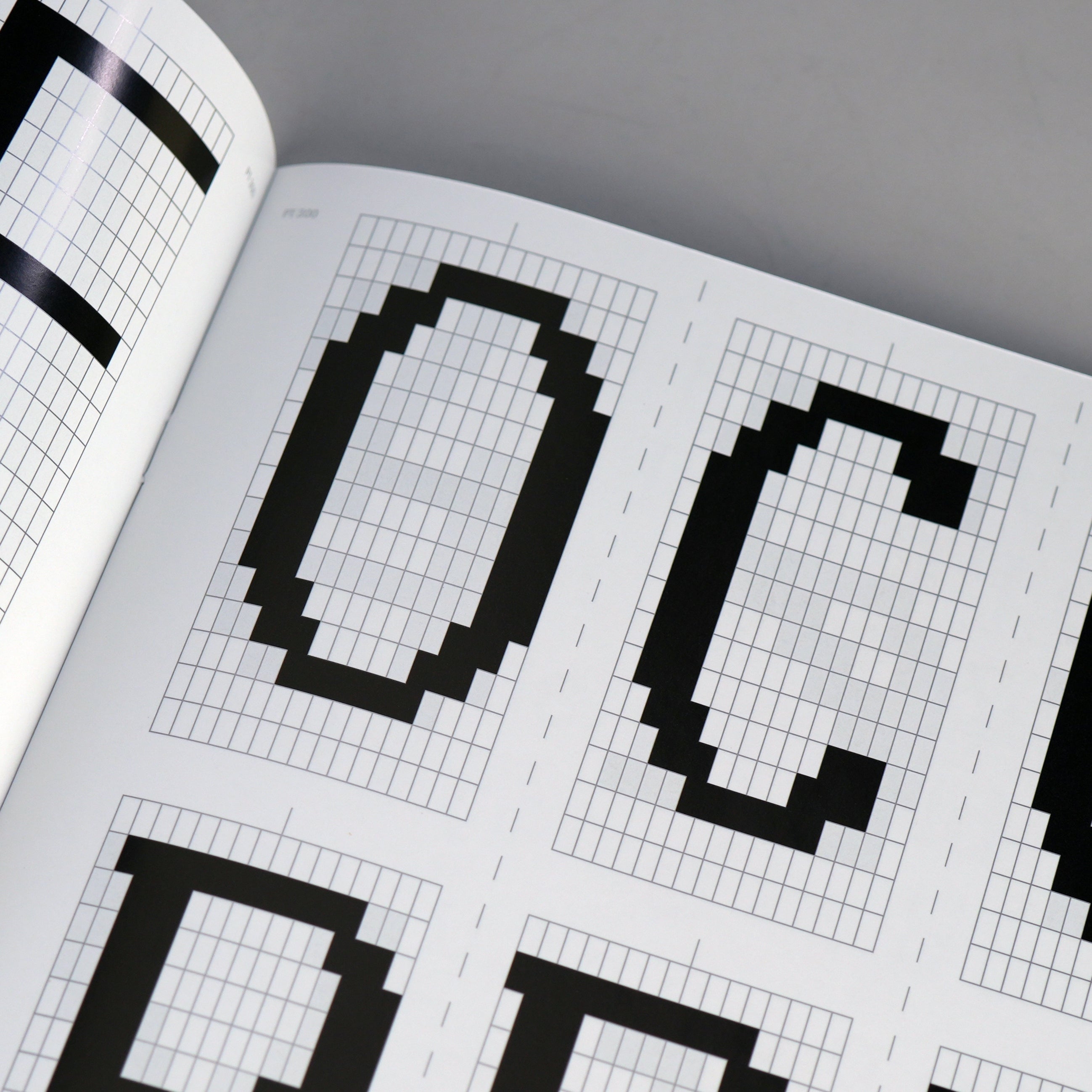 Teletext Type Specimen – Draw Down