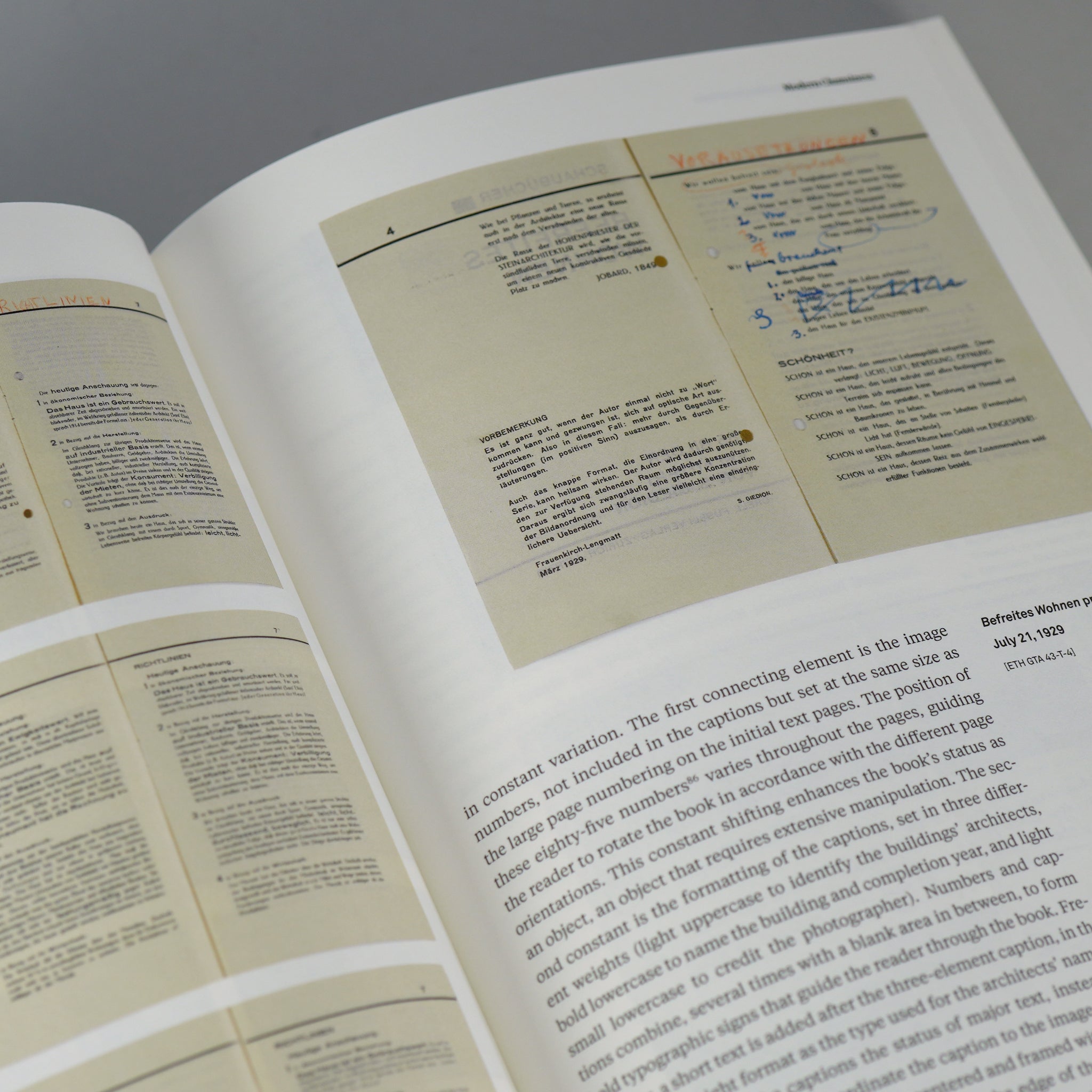 The Anatomy of the Architectural Book